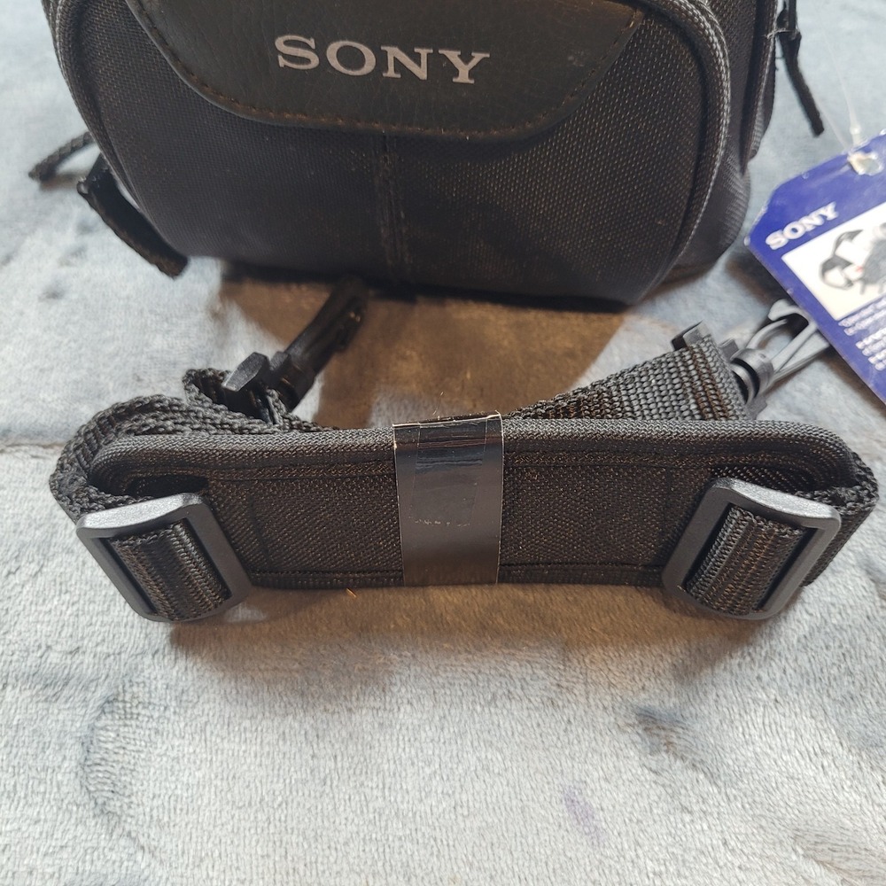 New Sony HandyCam LCS-VA15 Soft Carrying Case w/Strap Camera Case-NWT‎ - Picture 5 of 5